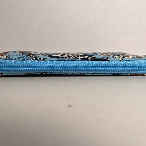 Vera Bradley Bali Blue Zip Around Wallet Organizer Floral 100% Cotton 8" x 5" - Picture 6 of 16